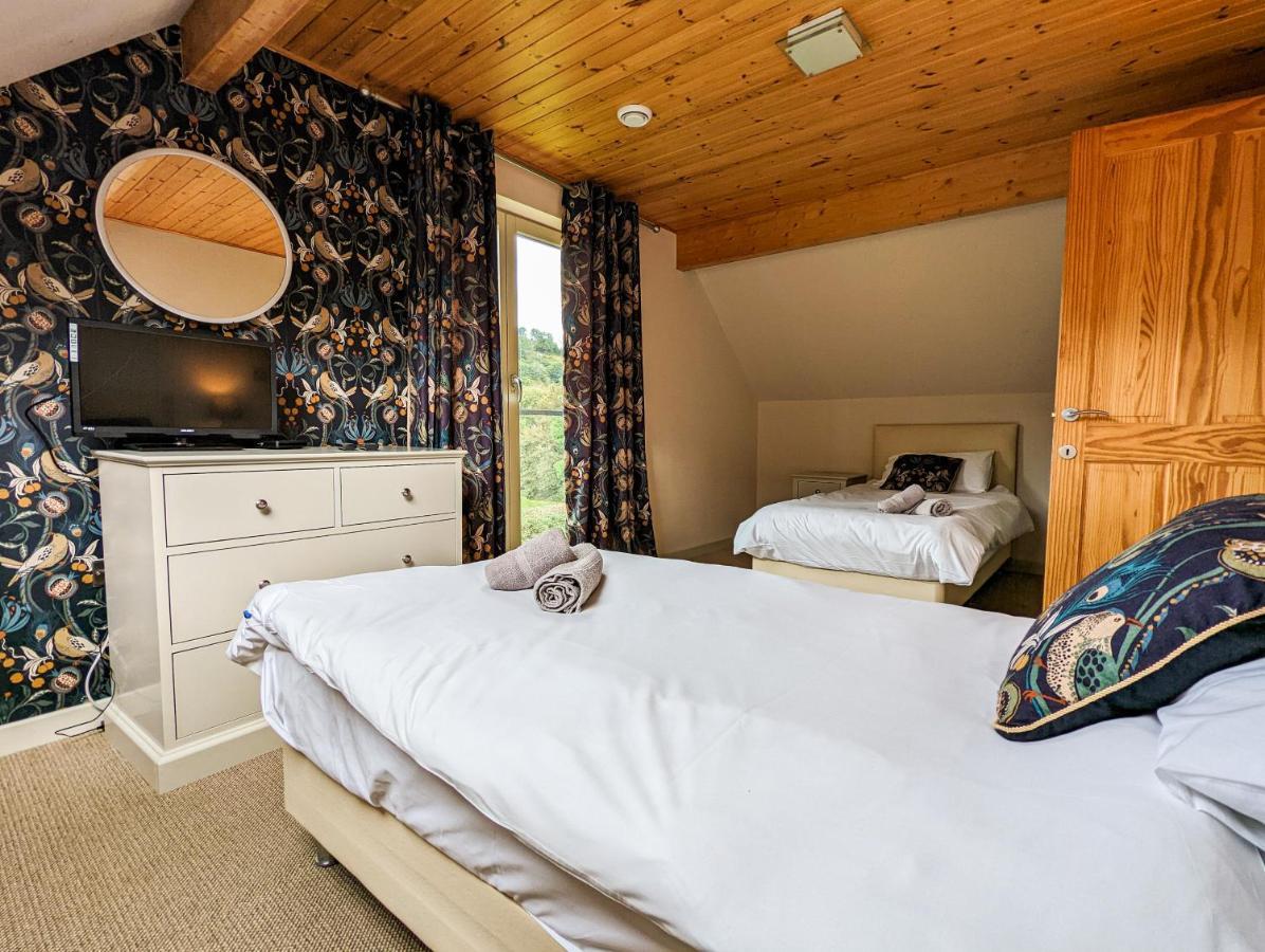Vila Elm Escapes Knighton  Exteriér fotografie