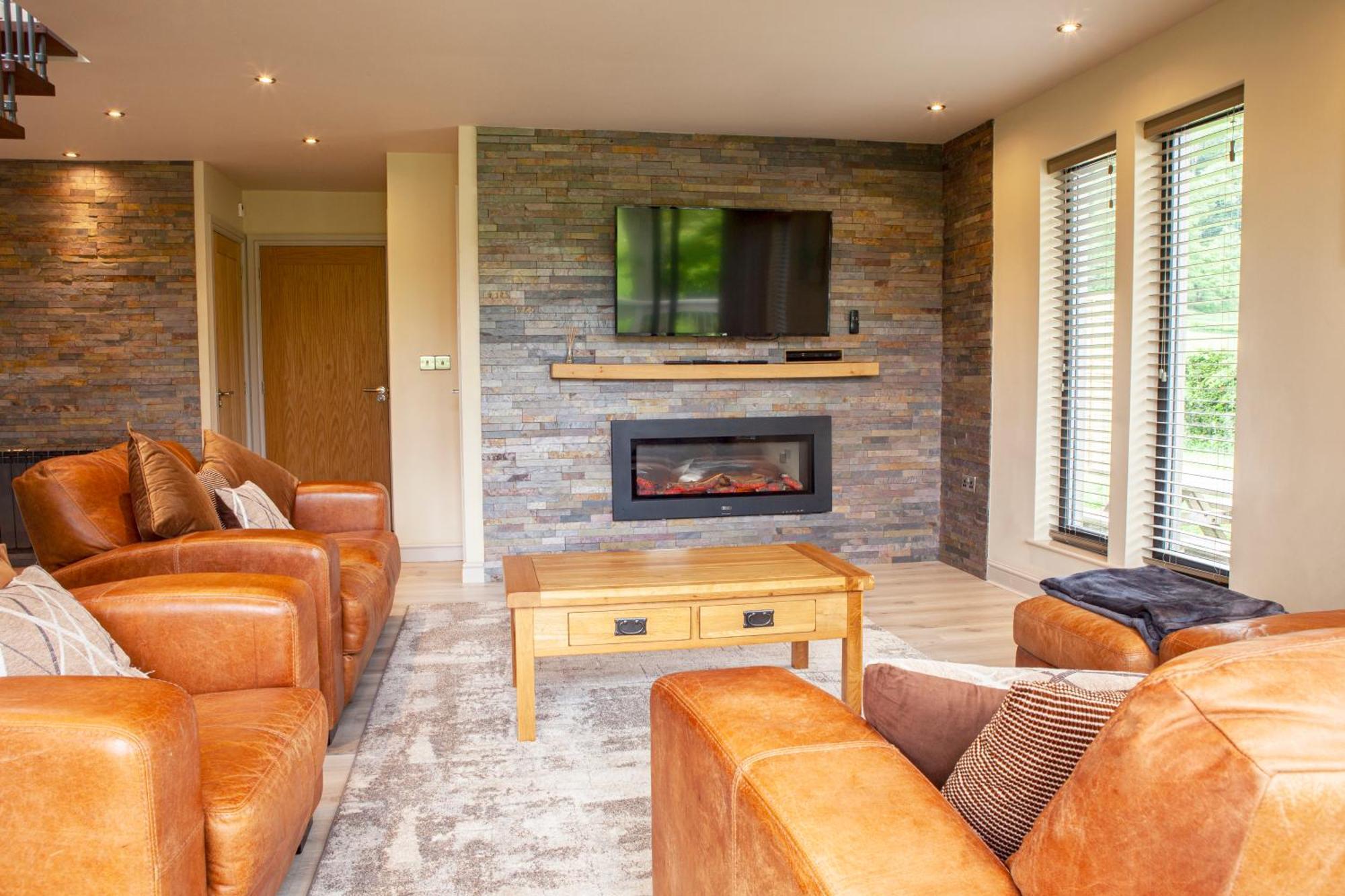 Vila Elm Escapes Knighton  Exteriér fotografie